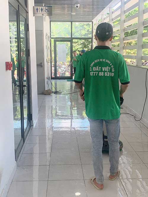 tong-ve-sinh-nha-hoc-rlc-dai-hoc-can-tho