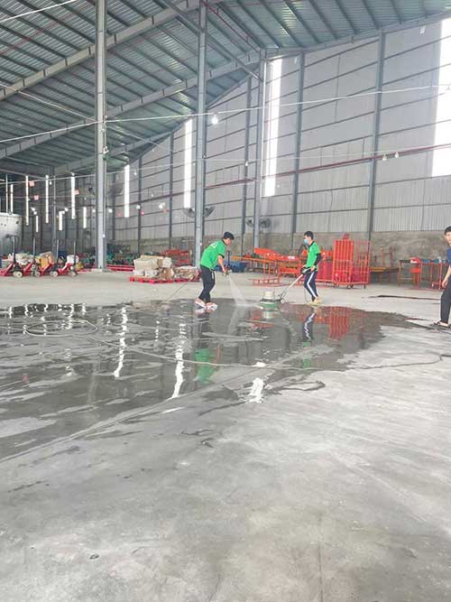 ve-sinh-kho-giao-hang-nhanh